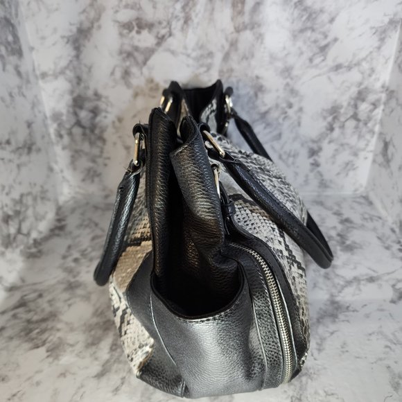 Apt 9 Hobo Bag | Black and White | Large Handbag - Picture 3 of 5